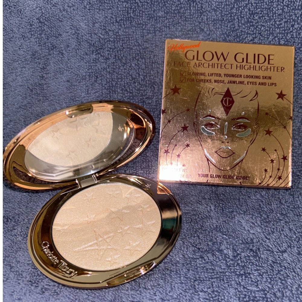 Charlotte Tilbury Hollywood Glow Glide Face Architect Highlighter Moonlit Glow